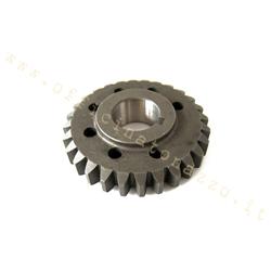 Pinion 28 meshes with primary DRT Z Z 68 (ratio 2.43) straight teeth for Vespa 50 - Primavera - ET3
