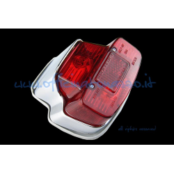 Rear lamp complete with shiny plastic gasket for Vespa 125 VNB6T - 150 GL VLA1T - SPRINT VLB1T> 025 478 - 180SS VSC1T> 0.018 million